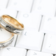 Illustration for article titled Couples who meet online tend to have better marriages